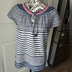 Vineyard Vines Navy & White Striped Peasant Top. XS